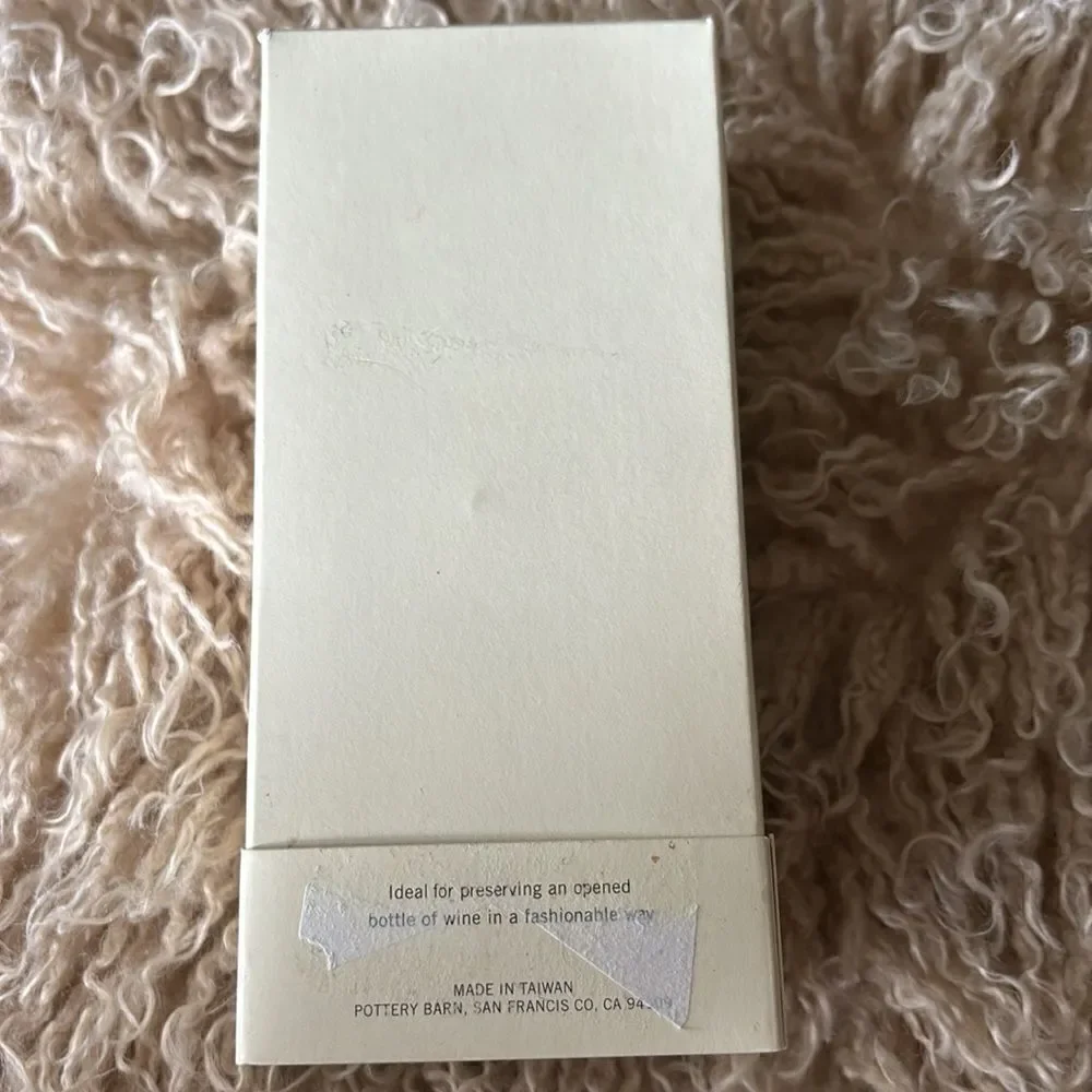 Rare Pottery Barn Dove Wine Stopper/ Néw in Box